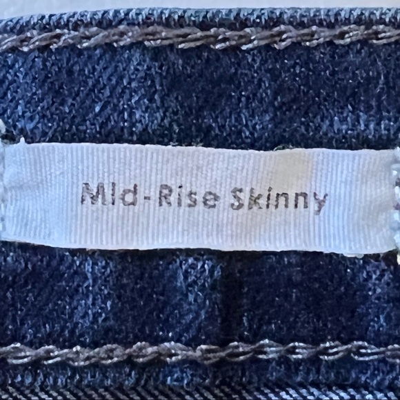 JANE Jeans Women’s Mid Rise Raw Hem Capri Length Jeans Size 10 - Picture 6 of 9